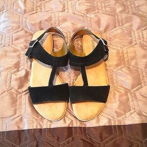 BJORNDAL BLACK  SUEDE SANDALS  SIZE:  9 1/2 M